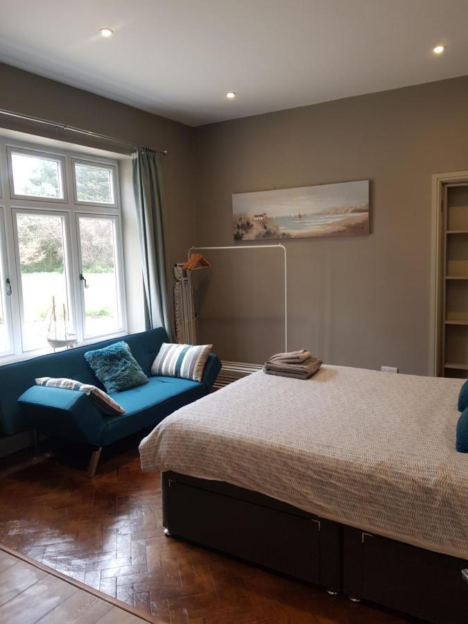 The New Forest Manor Apartment Lymington Exterior photo